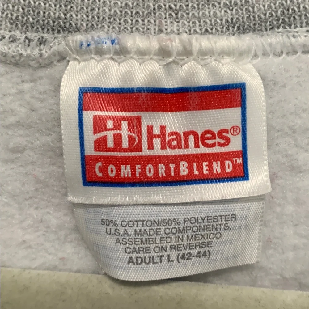 Vintage Hanes Alaska Wolves Graphic Gray Sweatshirt - Picture 4 of 7